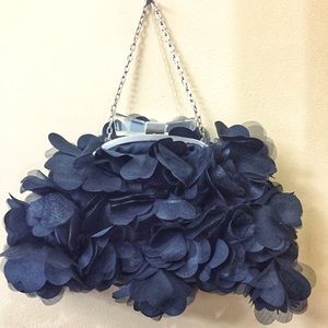 🔥The Limited purse with heart cutouts A-2